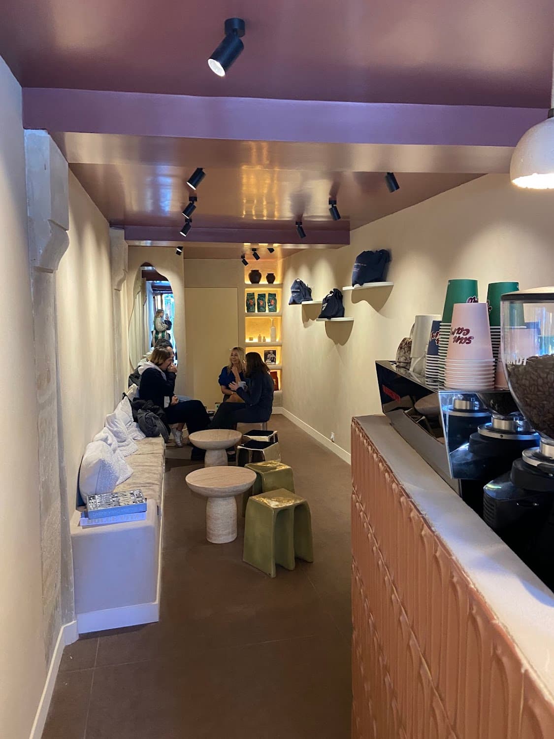San Carlo — specialty coffee shop in Paris (photo 2)