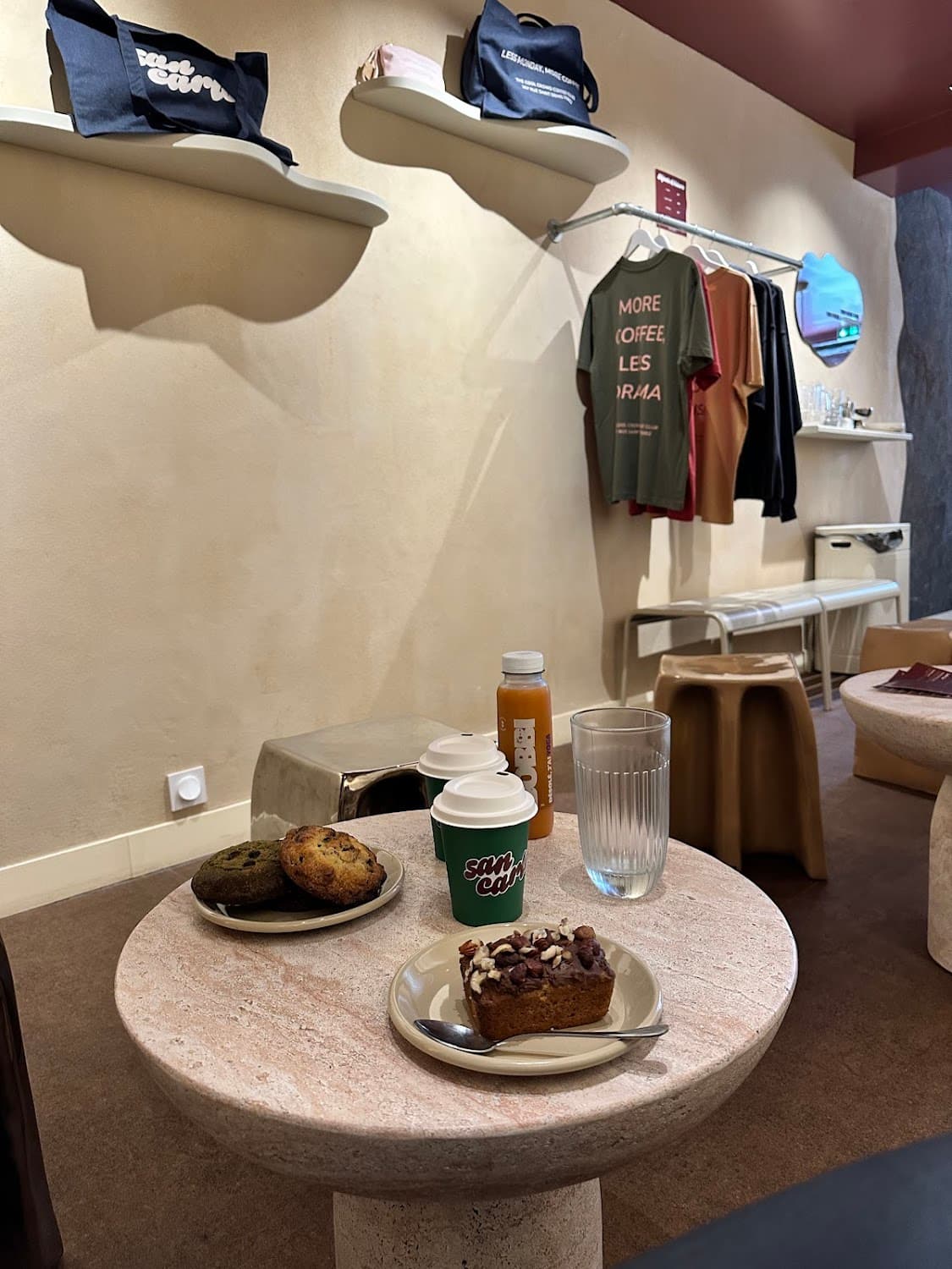 San Carlo — specialty coffee shop in Paris (photo 4)