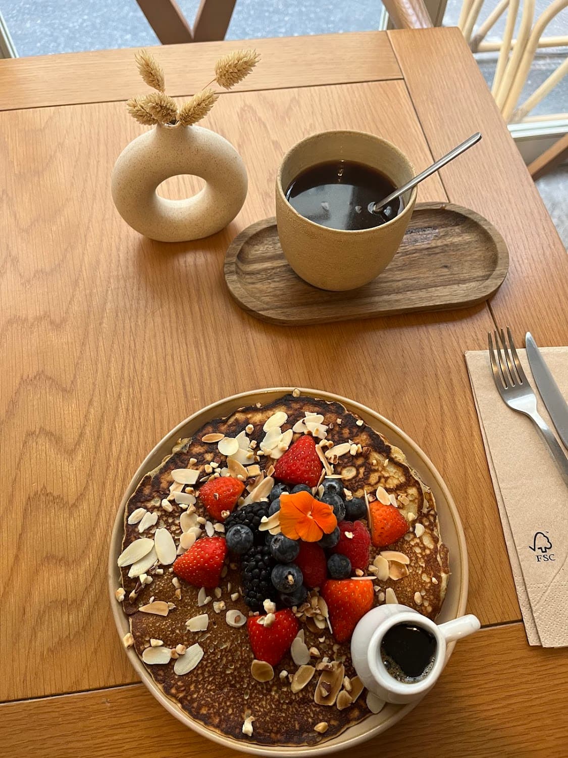 Sands Coffee — specialty coffee shop in Paris (photo 1)