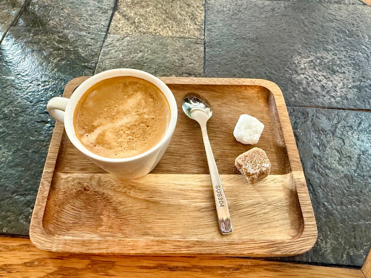 Sapiens Café, specialty coffee shop in Paris (photo 6)
