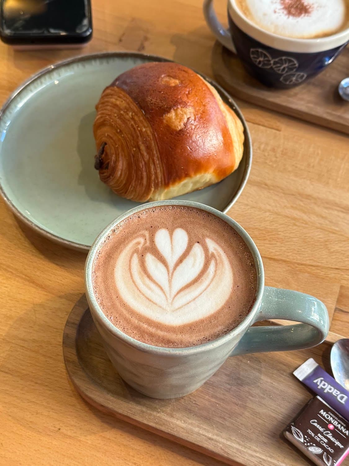 Shekamou — specialty coffee shop in Paris (photo 6)