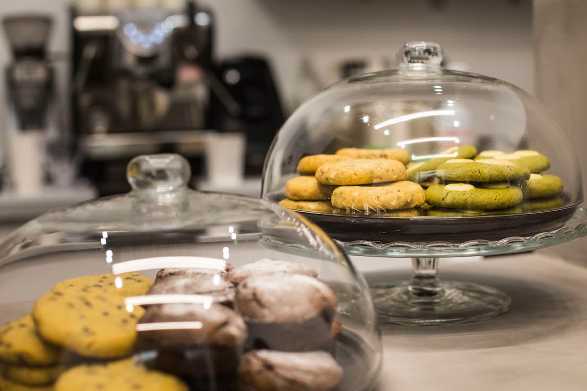 Shiba café — specialty coffee shop in Paris (photo 1)