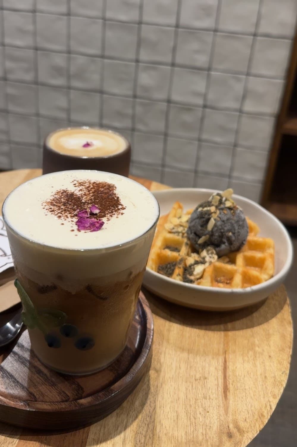 Shigure — specialty coffee shop in Paris (photo 2)