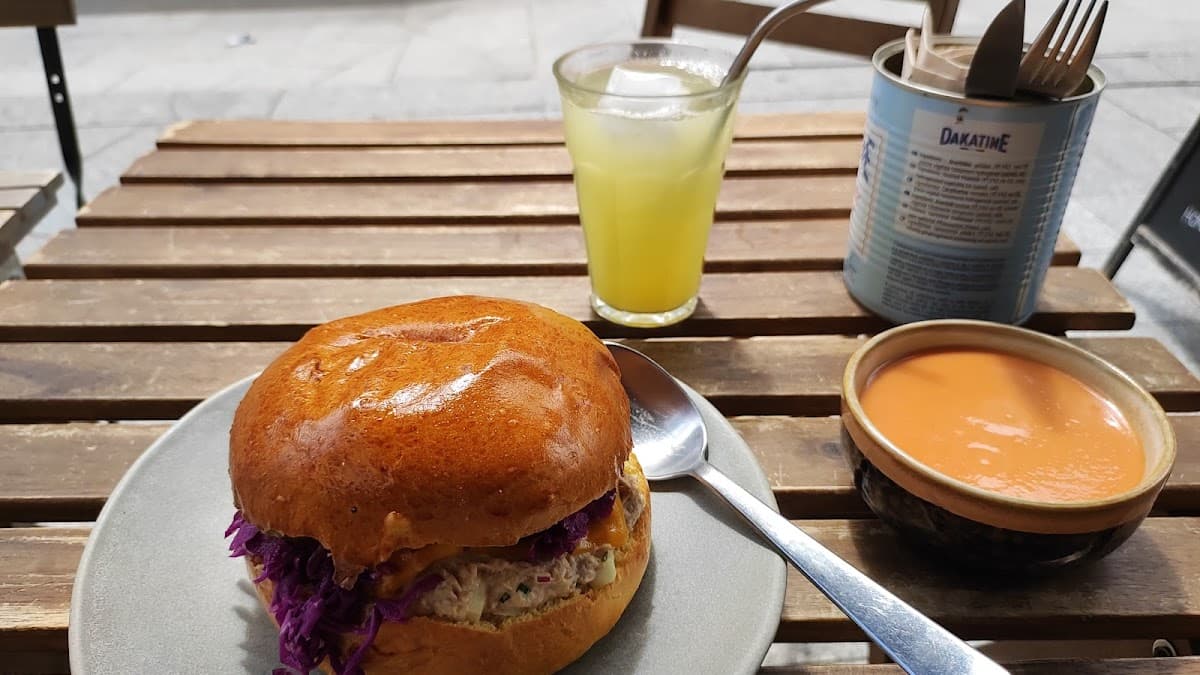 Silo — specialty coffee shop in Paris (photo 1)