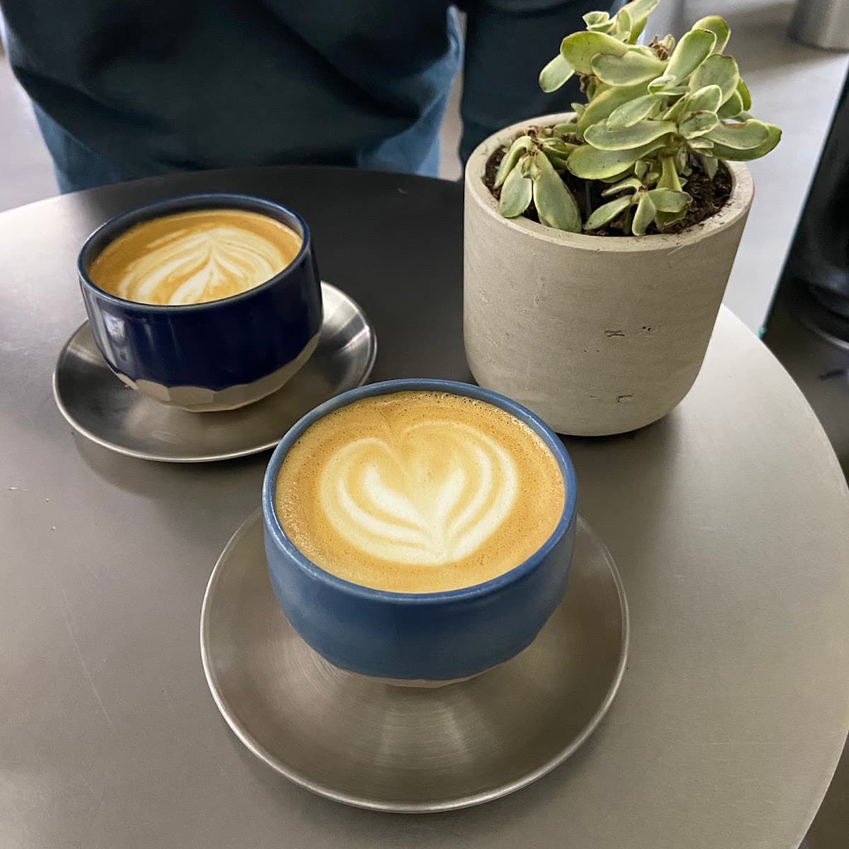 Simple Coffee — specialty coffee shop in Paris (photo 5)