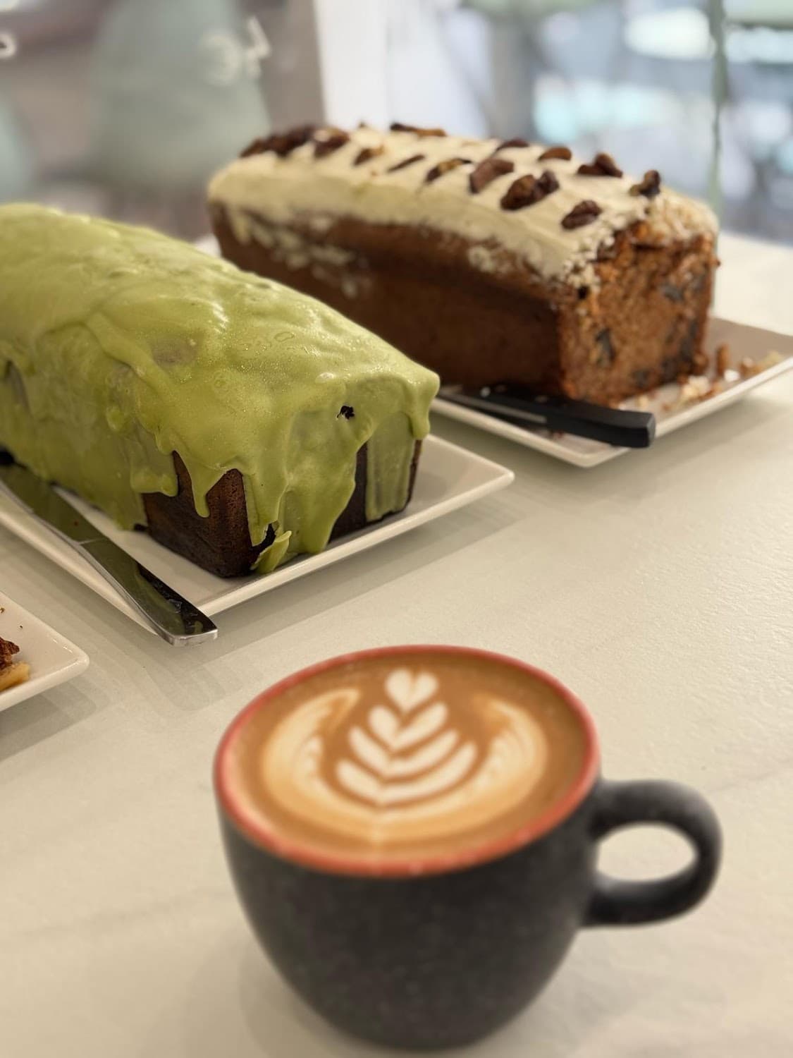 sister's coffee — specialty coffee shop in Paris (photo 6)
