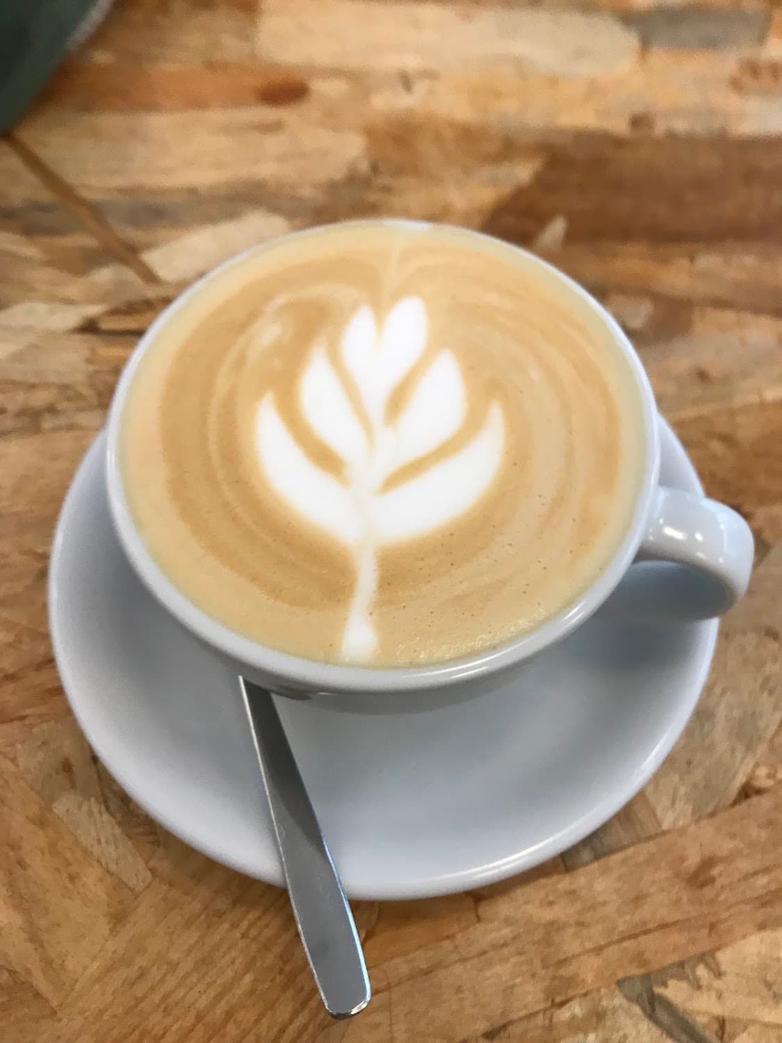 Slowe Wellness House — specialty coffee shop in Paris (photo 3)