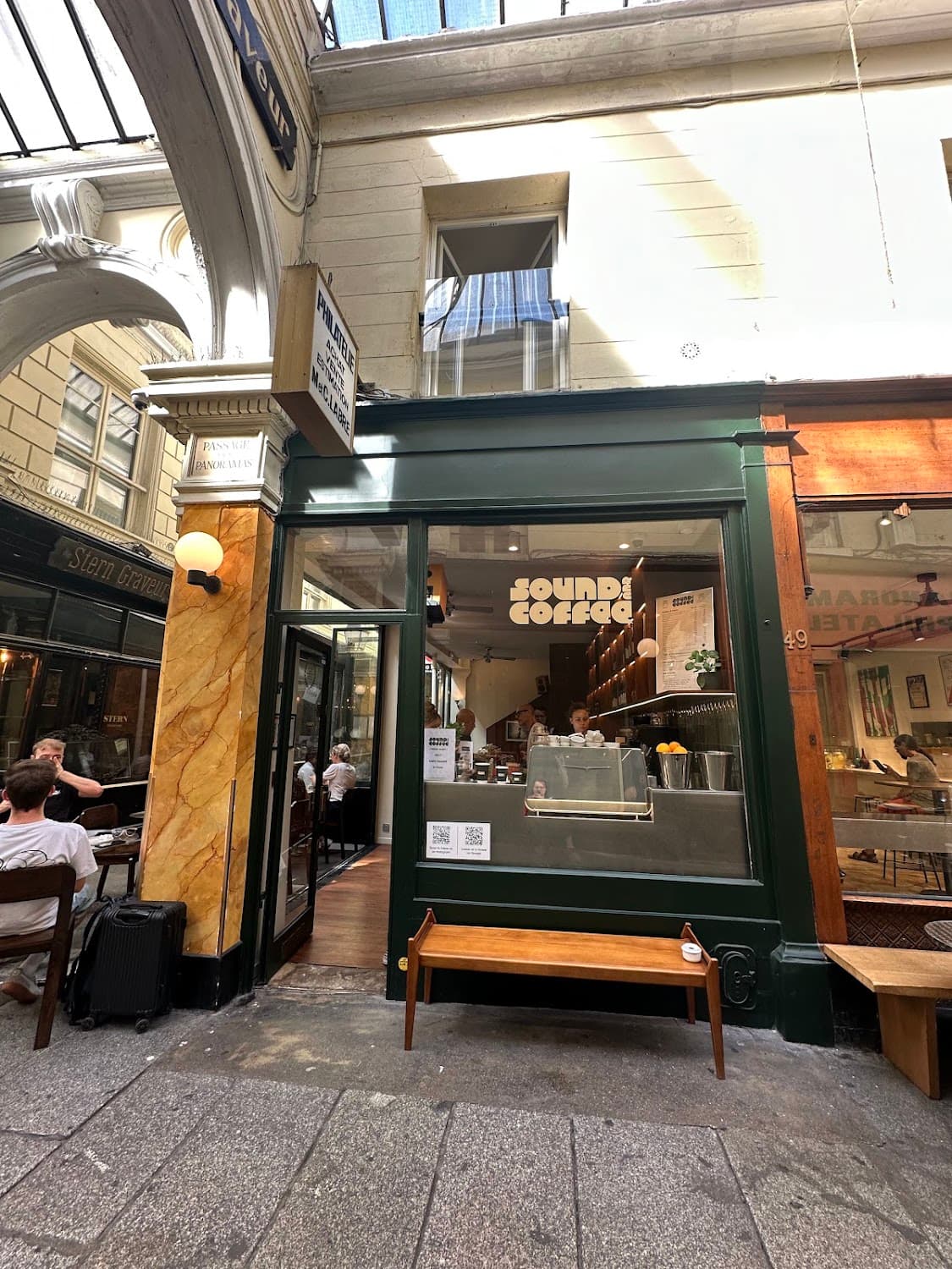 Sound and Coffee, specialty coffee shop in Paris