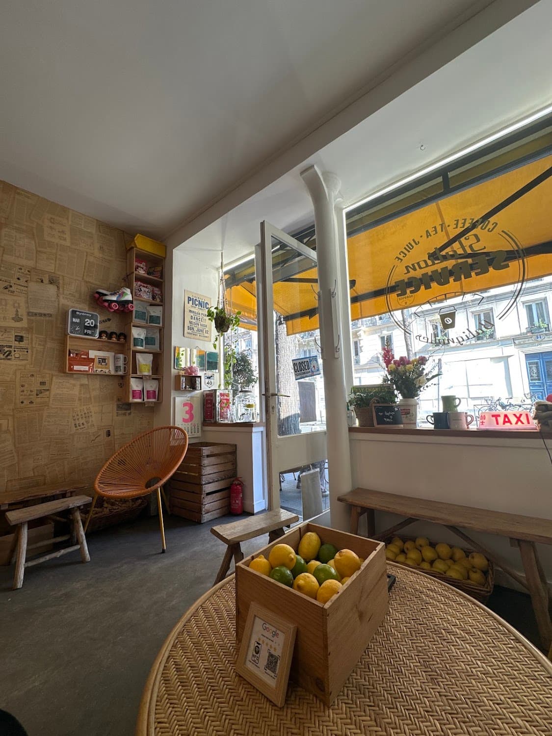 Station Service Batignolles — specialty coffee shop in Paris (photo 4)