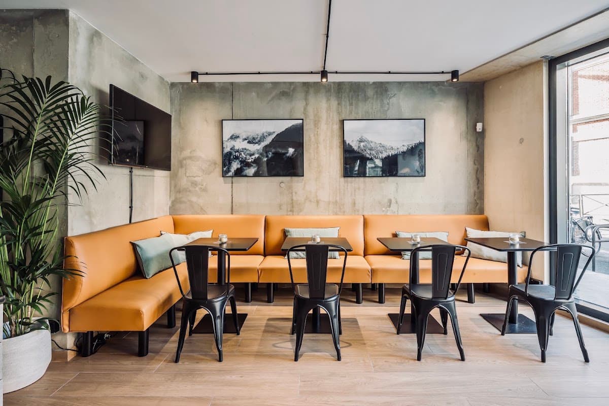 Storm Cycling Club, specialty coffee shop in Paris (photo 4)