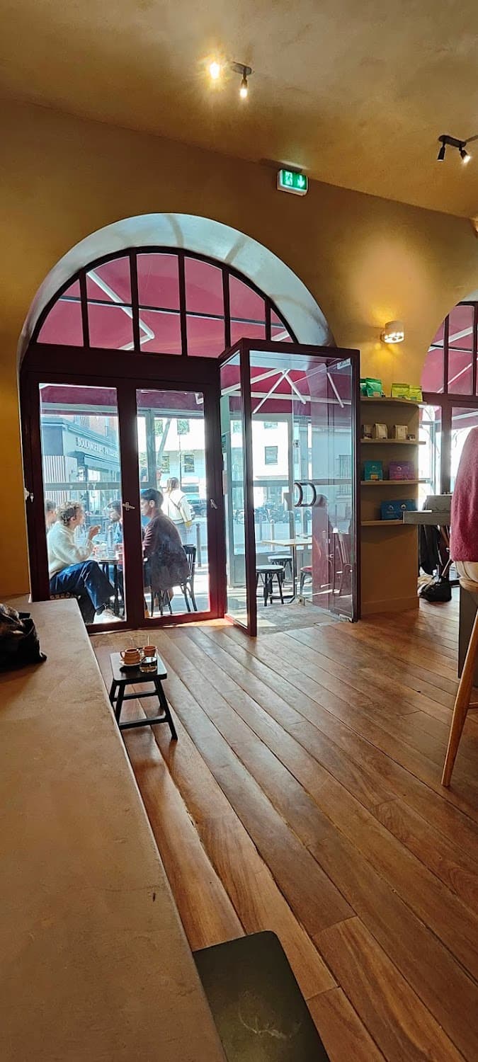 Tactile café — specialty coffee shop in Paris (photo 4)