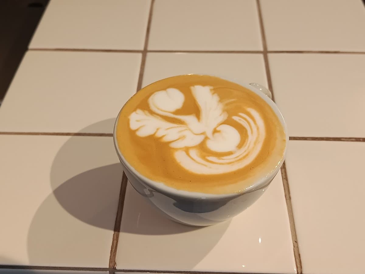 Tanat - Château-d'Eau — specialty coffee shop in Paris (photo 2)