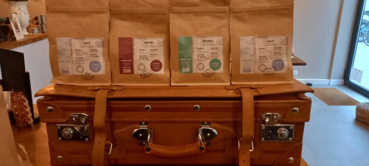 TARMAC torrefaction — specialty coffee shop in Paris (photo 6)