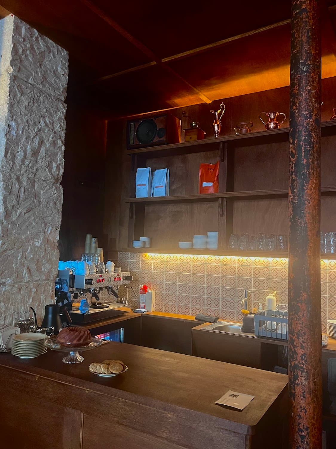 Taxiphone, specialty coffee shop in Paris (photo 3)