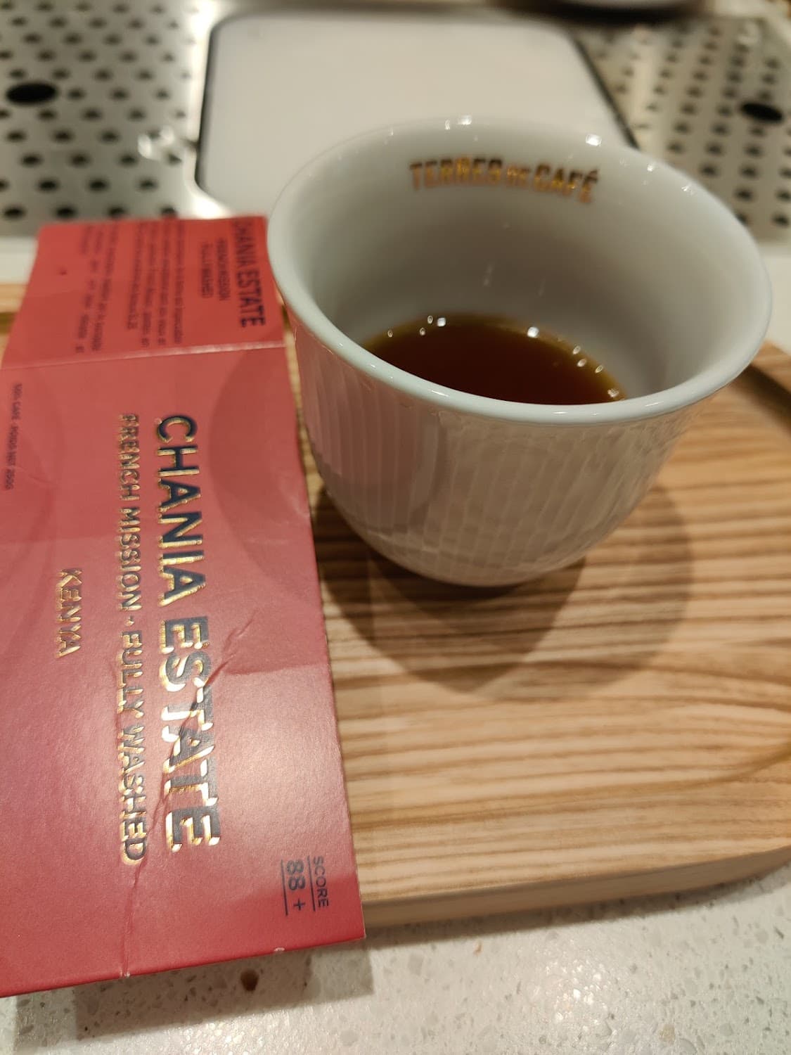 Terres de Café — specialty coffee shop in Paris (photo 7)