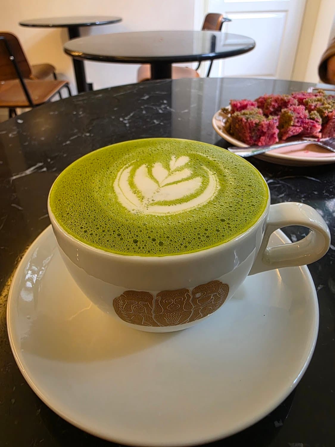 Terres de Café — specialty coffee shop in Paris (photo 1)