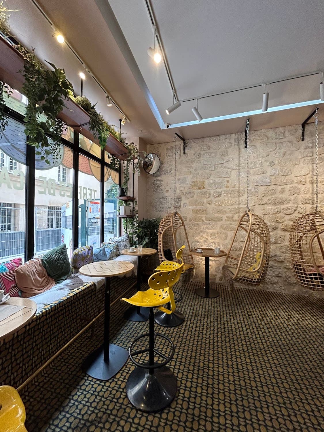 Terres de Café - Blancs Manteaux, specialty coffee shop in Paris (photo 7)