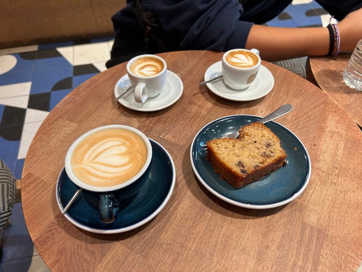 Terres de Café - Bourdonnais — specialty coffee shop in Paris (photo 6)