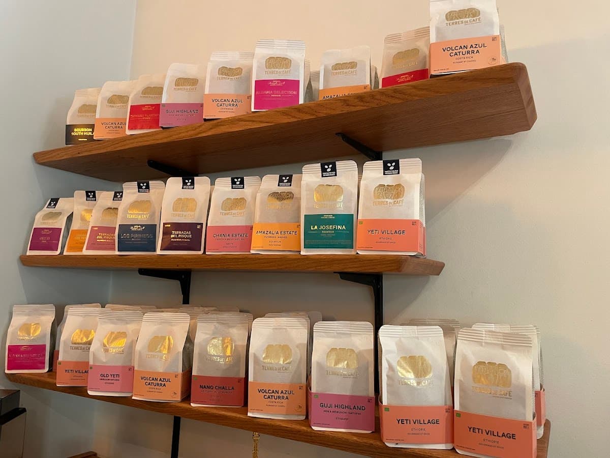 Terres de Café - Bourdonnais — specialty coffee shop in Paris (photo 5)