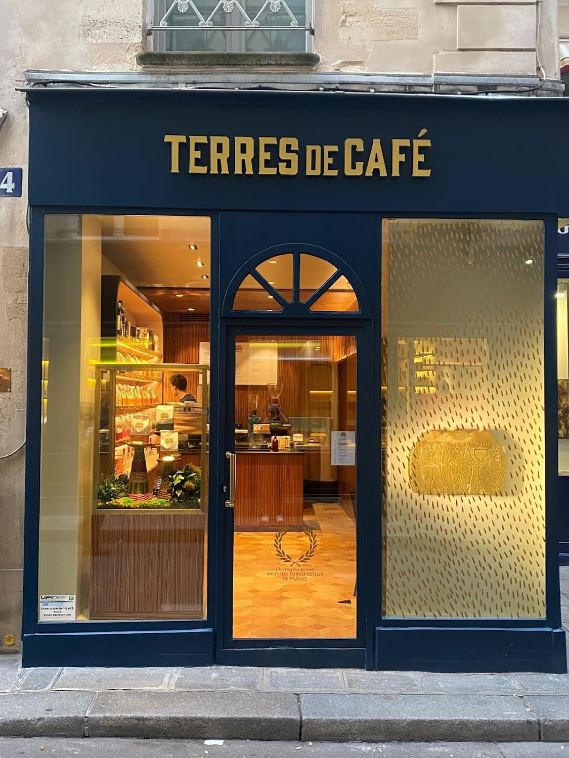 Terres de Café - Saint-Germain-des-Prés, specialty coffee shop in Paris