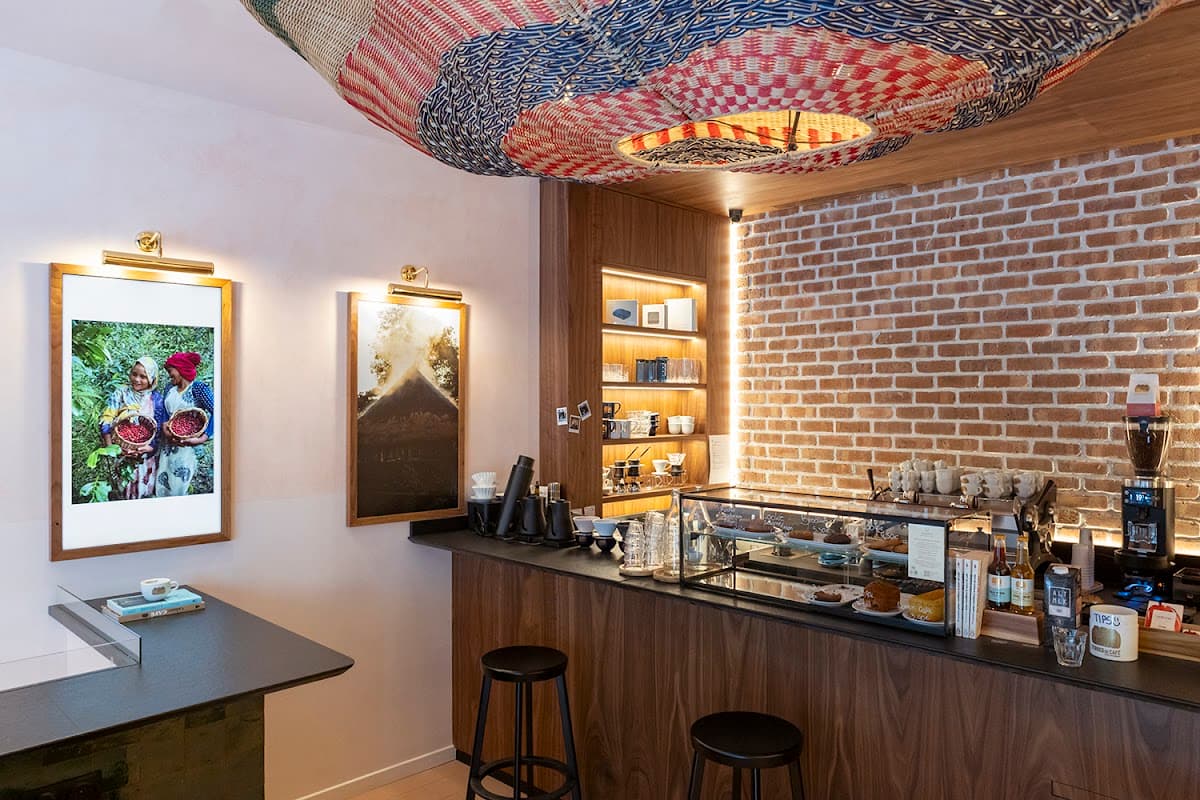 Terres de Café - Tiquetonne, specialty coffee shop in Paris