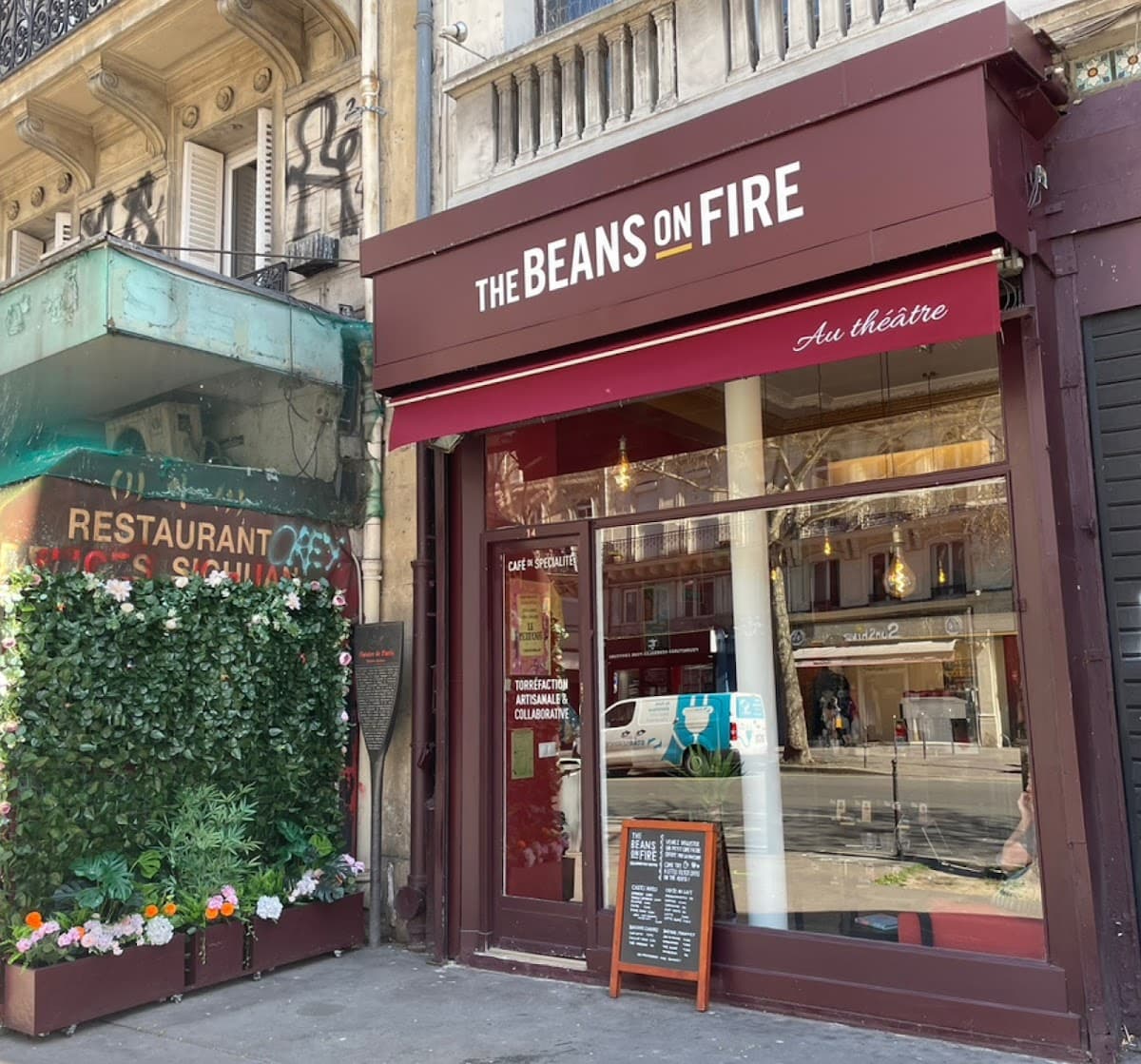 The Beans on Fire - Boulevard de Strasbourg, specialty coffee shop in Paris (photo 7)