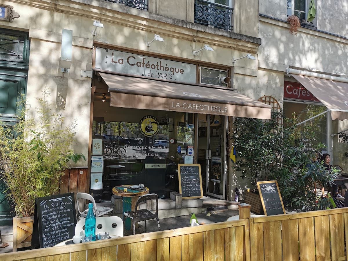 La Caféothèque, specialty coffee shop in Paris (photo 7)