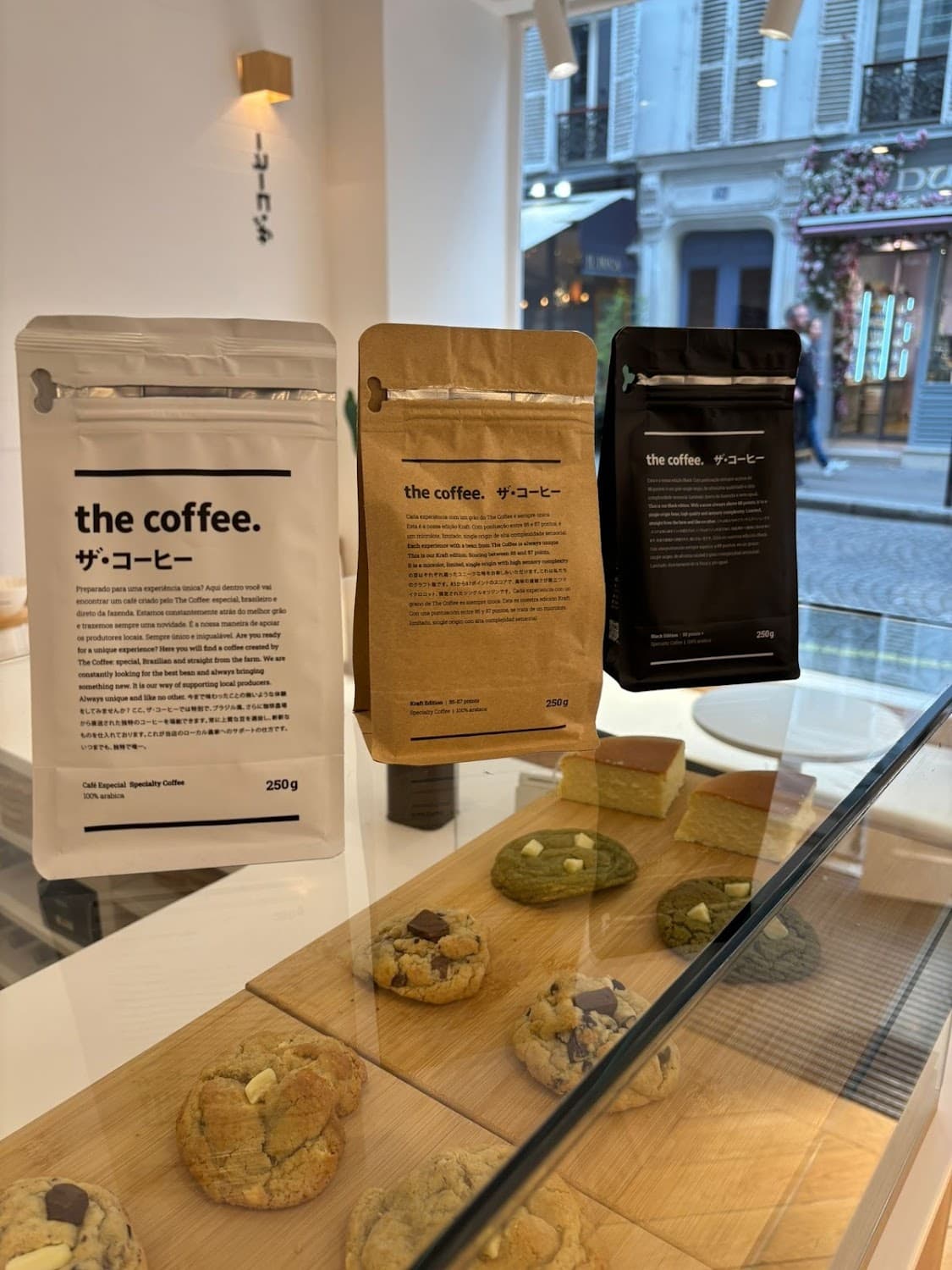 The Coffee - Rue Yvonne le Tac, specialty coffee shop in Paris (photo 8)