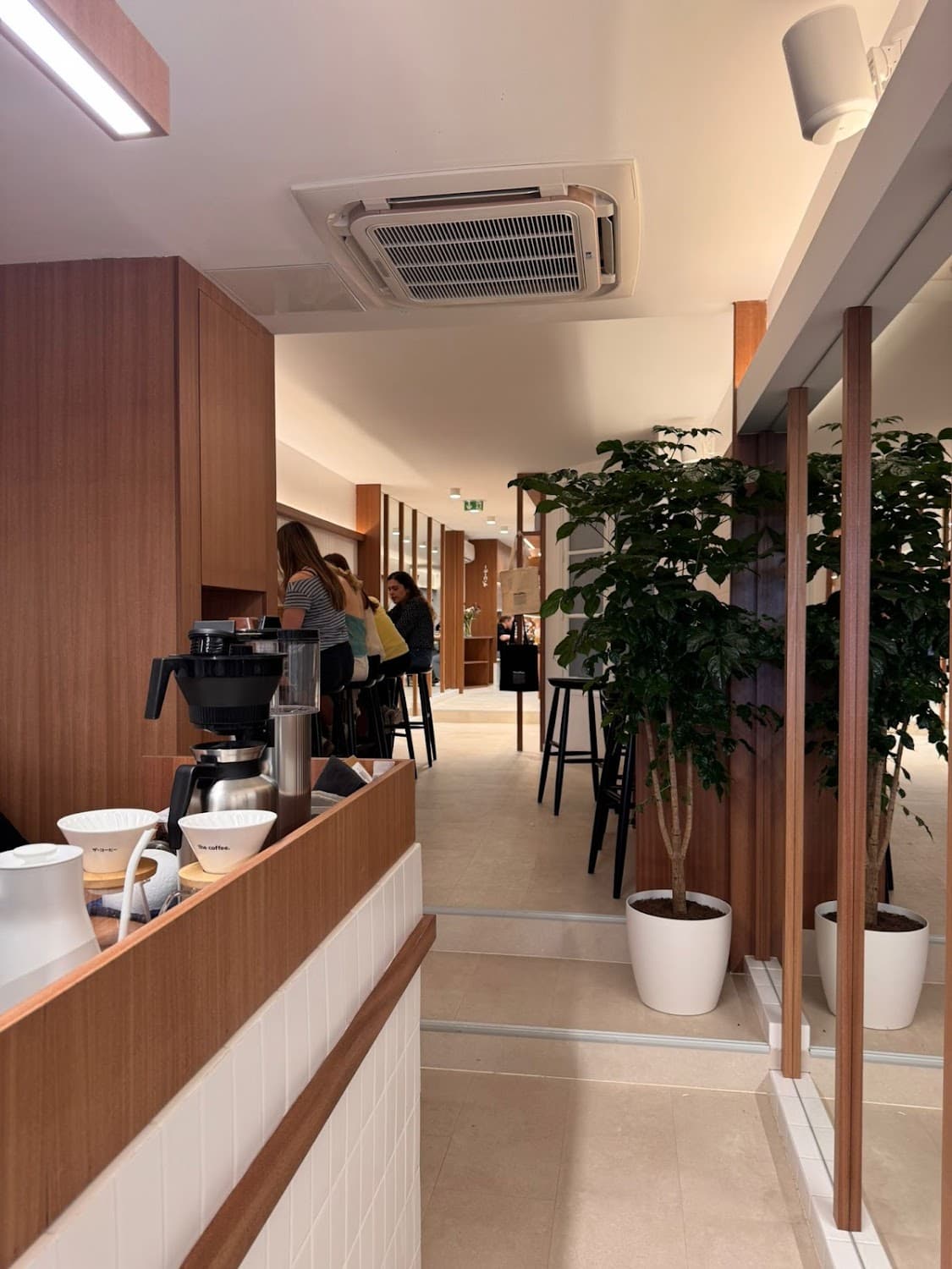 The Coffee — specialty coffee shop in Paris (photo 6)