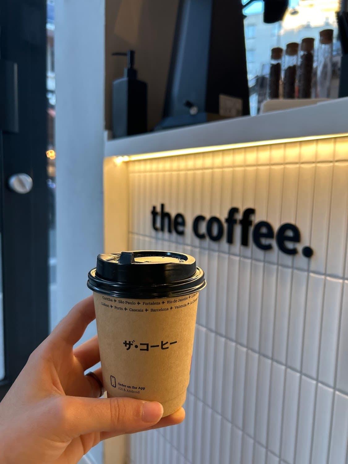 The Coffee - Rue Gonnet, specialty coffee shop in Paris (photo 7)