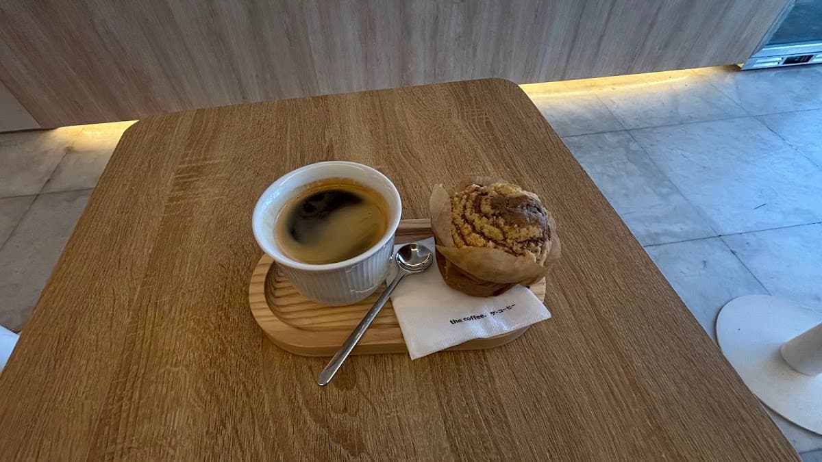 The Coffee - Quai de la Tournelle — specialty coffee shop in Paris (photo 5)