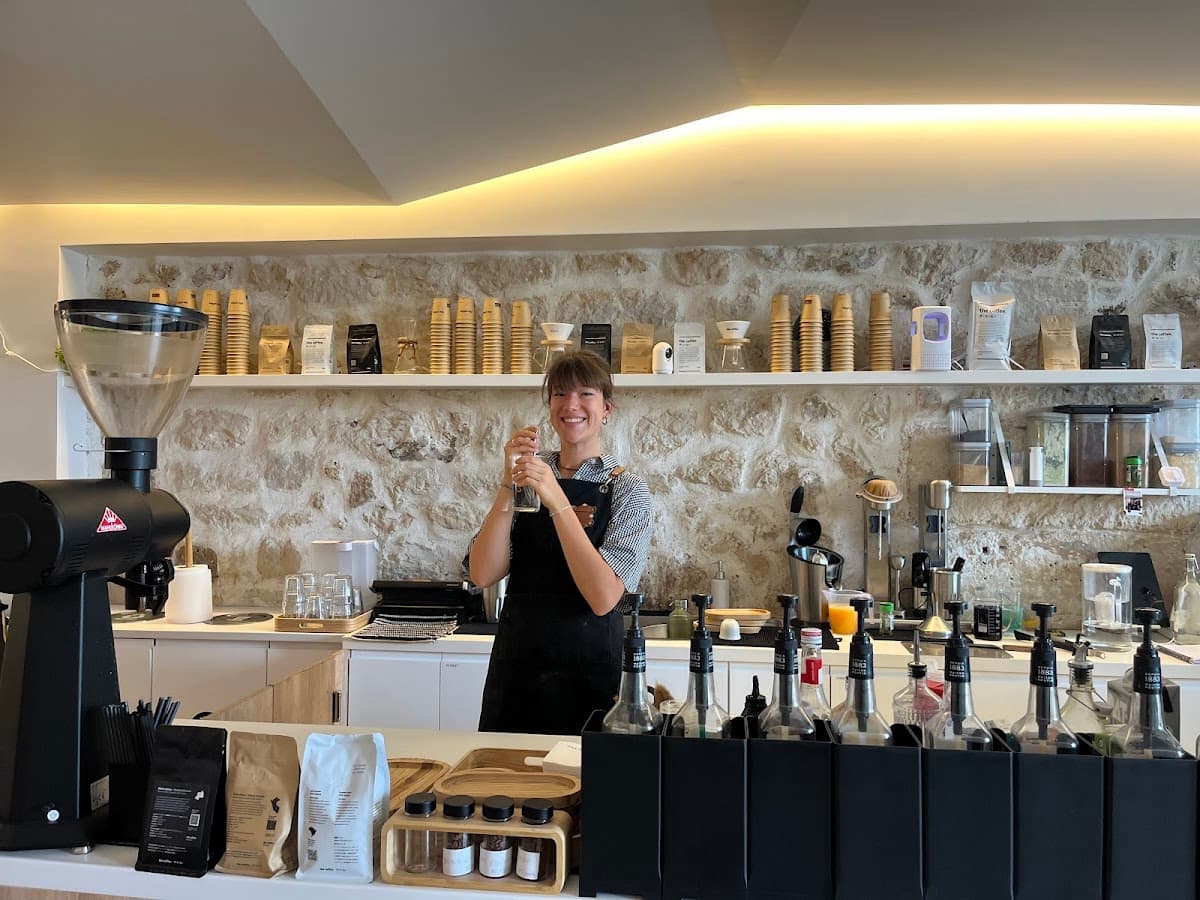 The Coffee - Quai de la Tournelle — specialty coffee shop in Paris (photo 6)