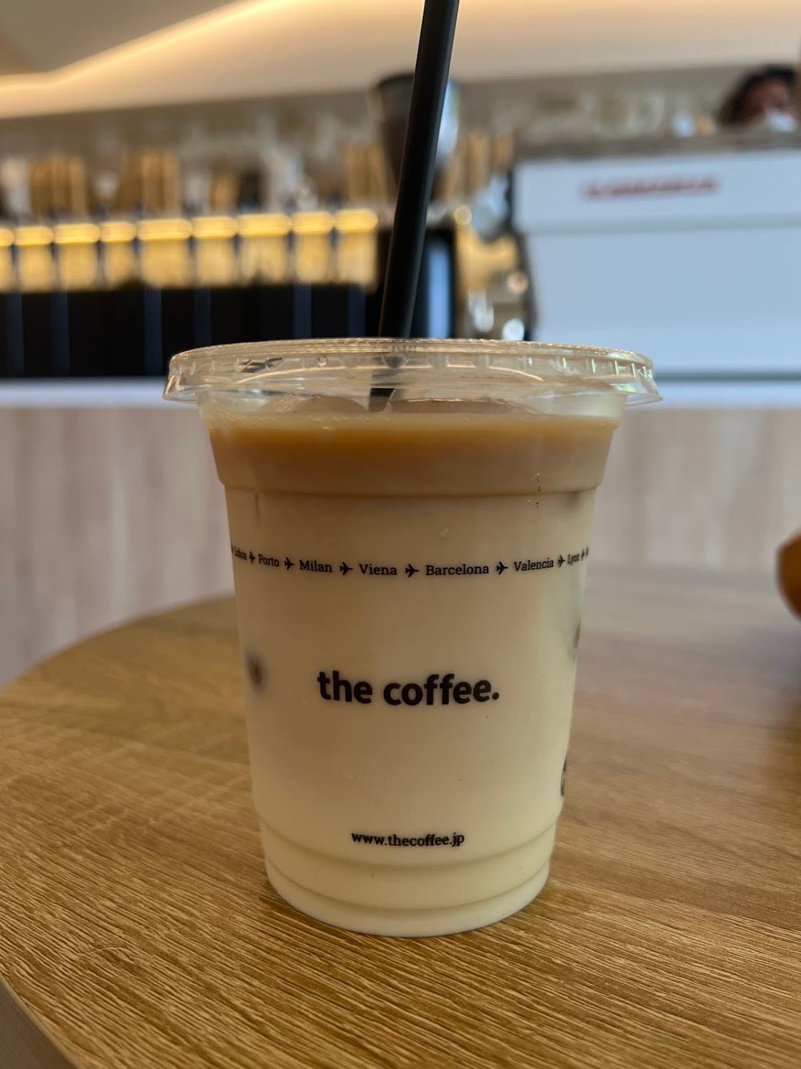 The Coffee - Quai de la Tournelle — specialty coffee shop in Paris (photo 4)