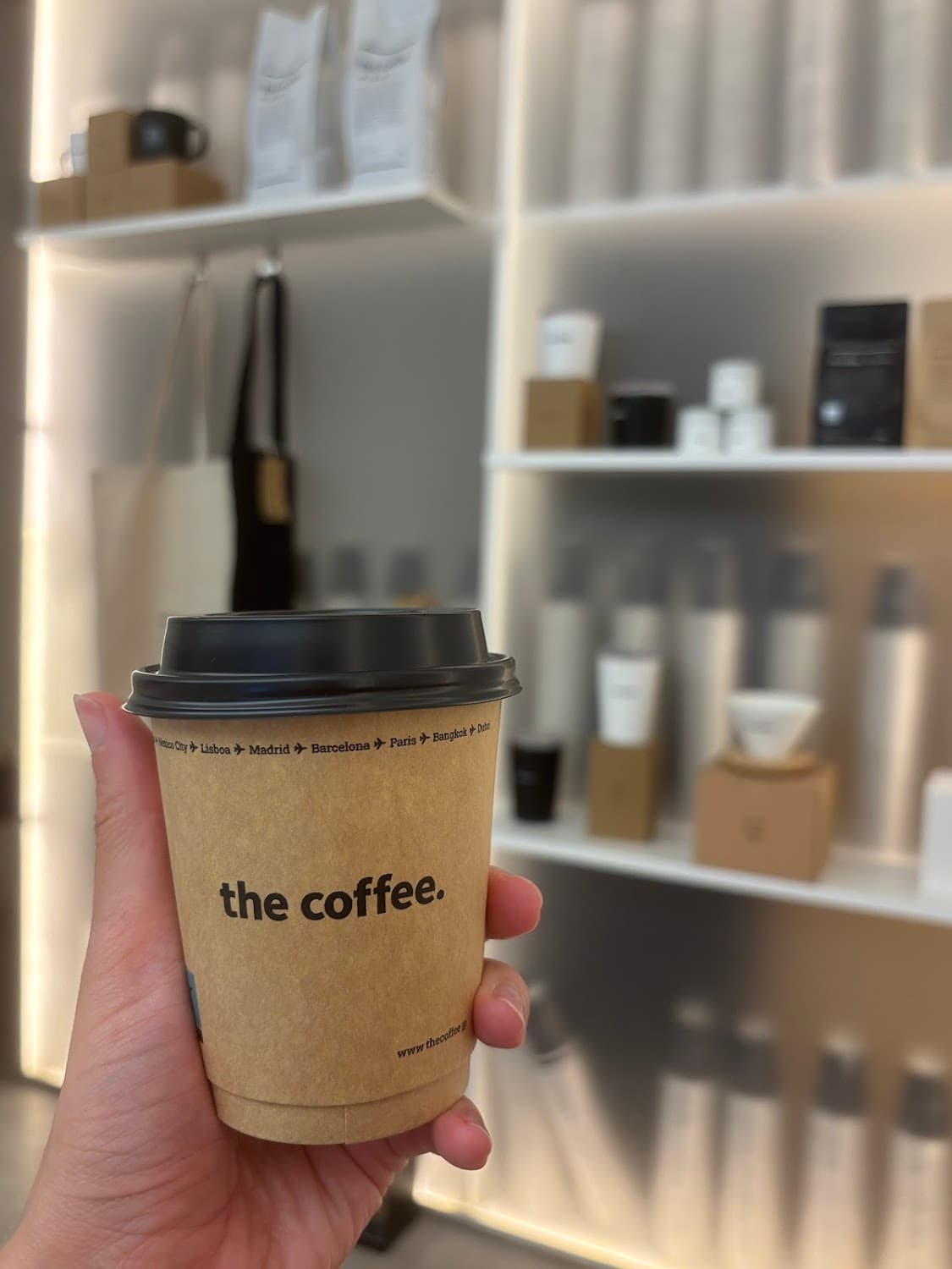 The Coffee - Rue des Gravilliers — specialty coffee shop in Paris (photo 2)