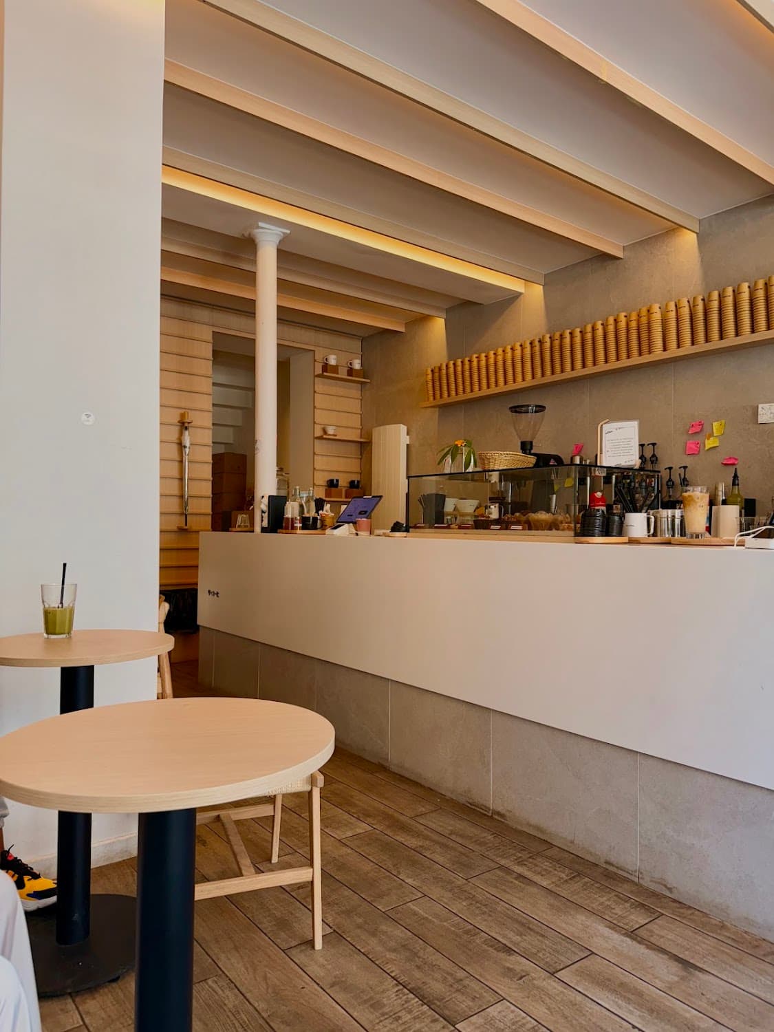 The Coffee - Rue la Feuillade — specialty coffee shop in Paris (photo 3)