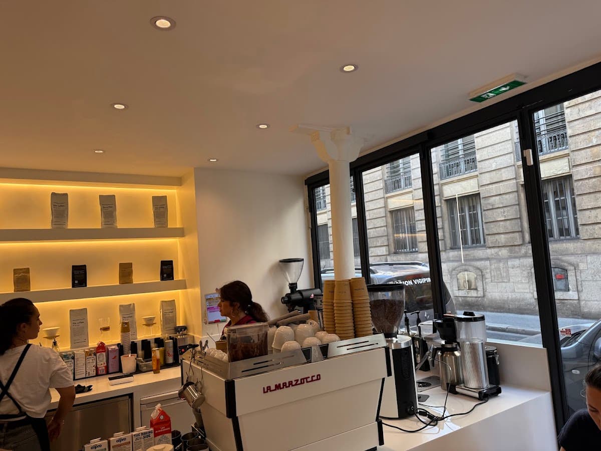 The Coffee - Rue la Feuillade, specialty coffee shop in Paris (photo 7)