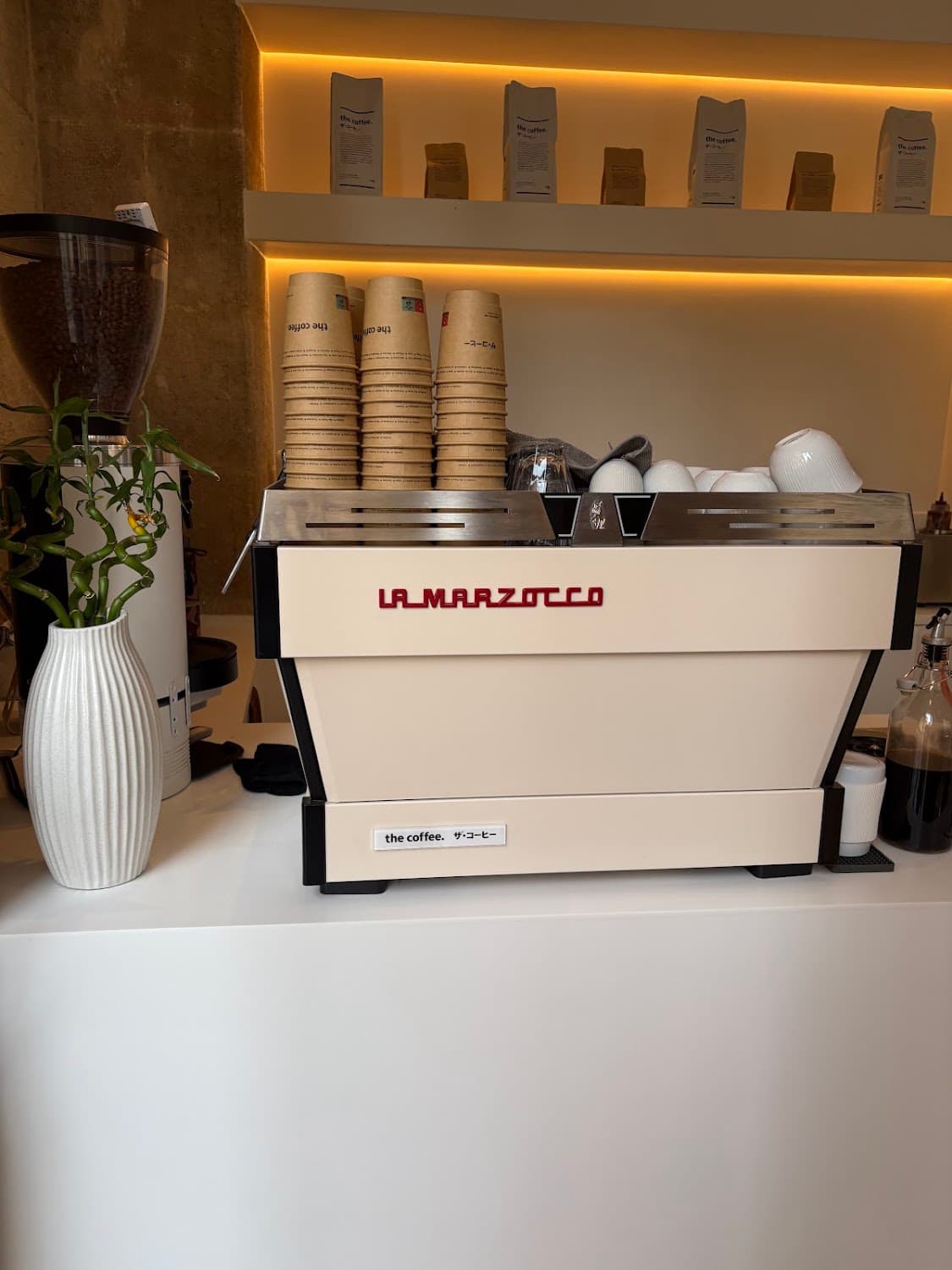 The Coffee - Rue Saint-Gilles — specialty coffee shop in Paris (photo 7)