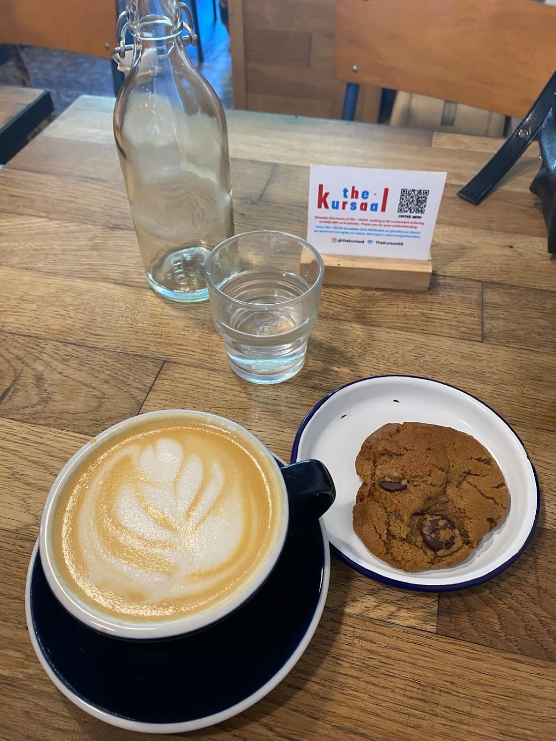 The Kursaal — specialty coffee shop in Paris (photo 2)