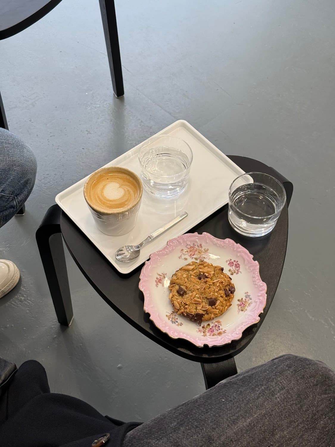 THIBAUT Coffee Shop — specialty coffee shop in Paris (photo 3)