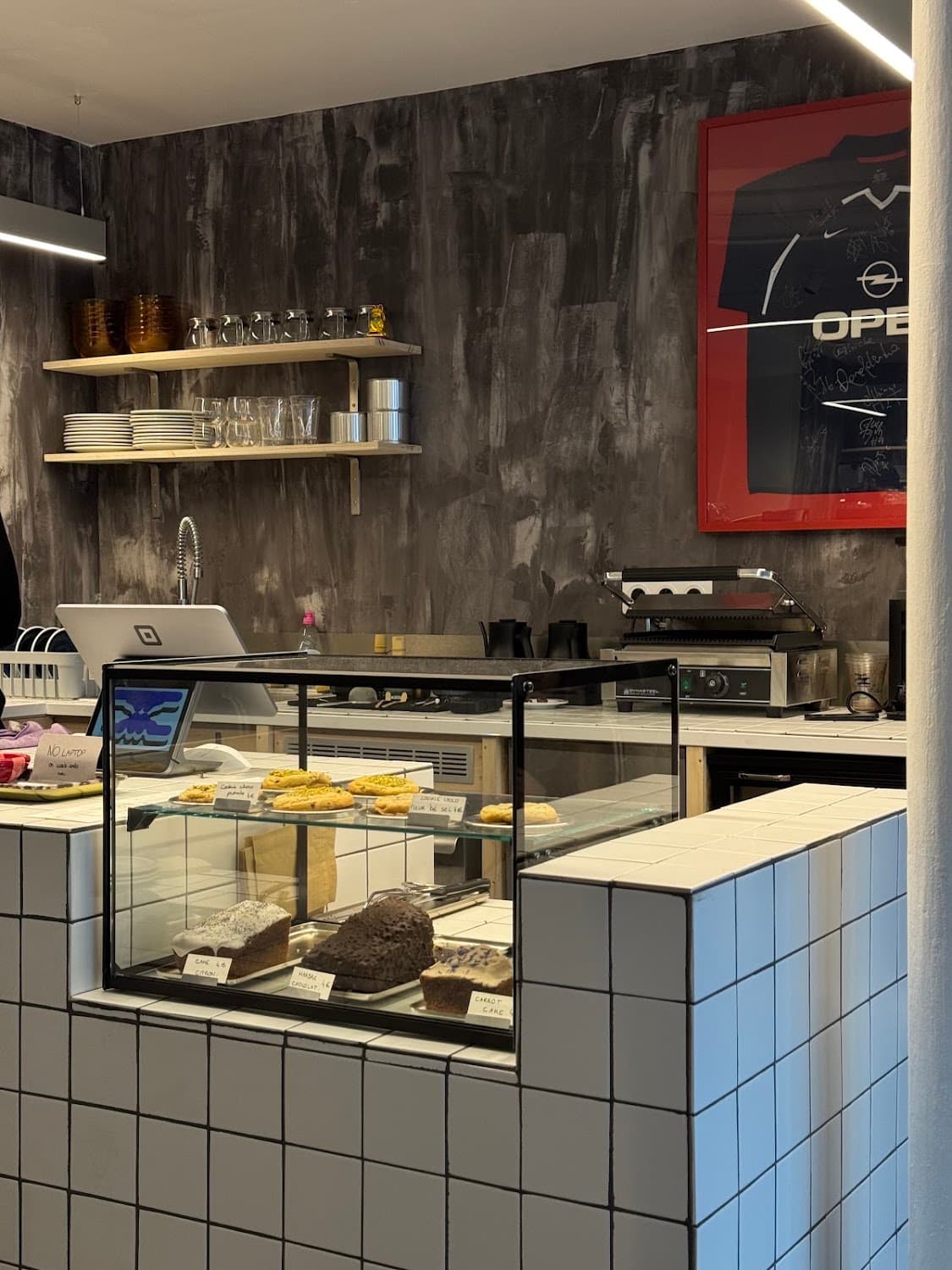 Trouble Makers Café, specialty coffee shop in Paris (photo 3)
