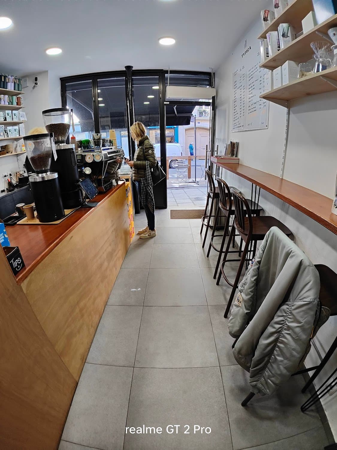 Typica - Filles du Calvaire, specialty coffee shop in Paris (photo 8)