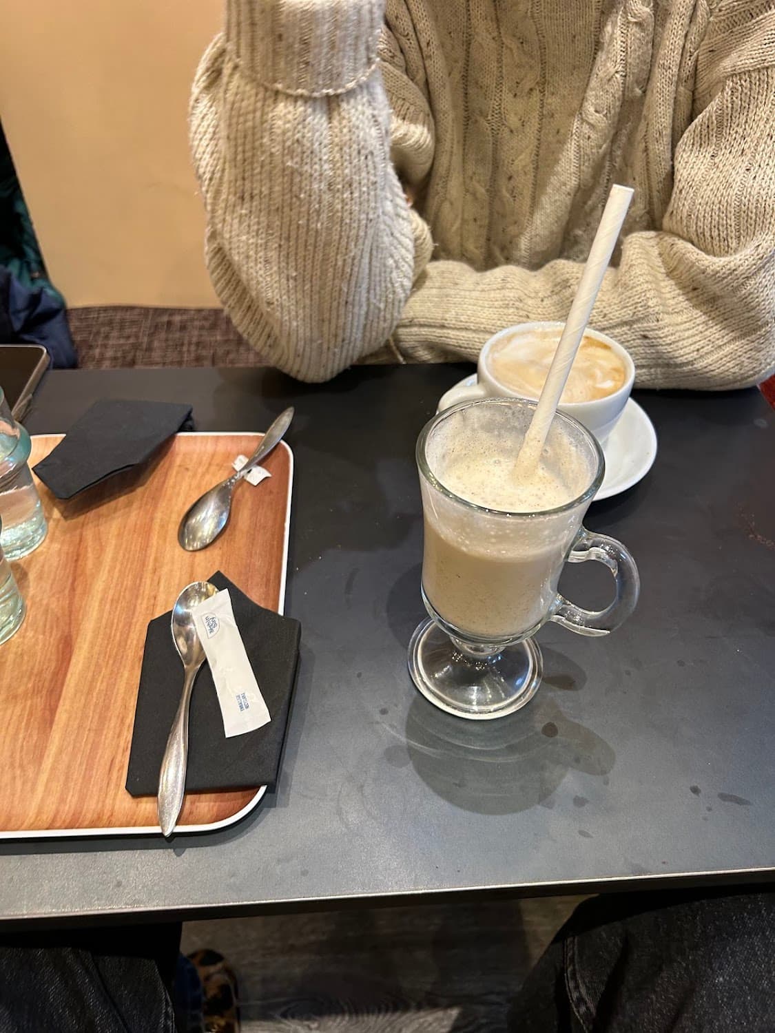 Un Grain Décalé — specialty coffee shop in Paris (photo 4)