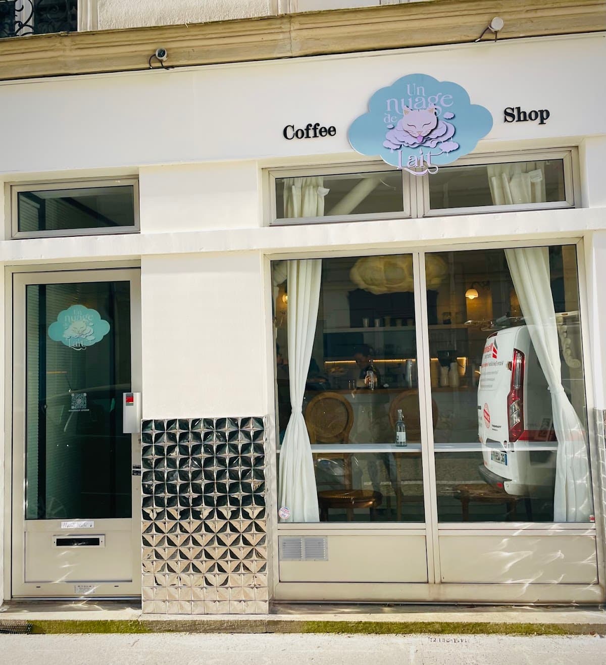 Un Nuage de Lait — specialty coffee shop in Paris (photo 7)
