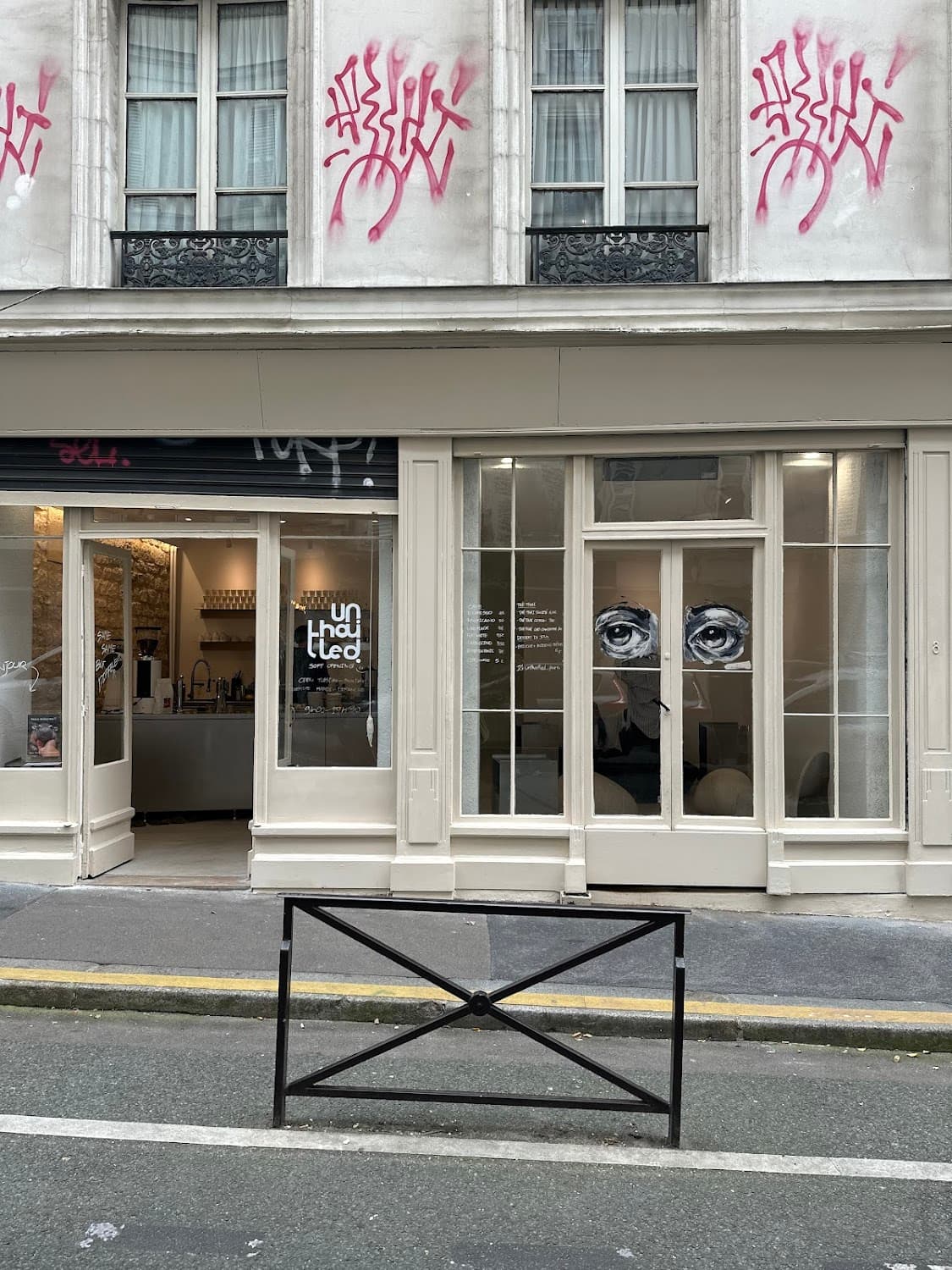 Unthaitled., specialty coffee shop in Paris