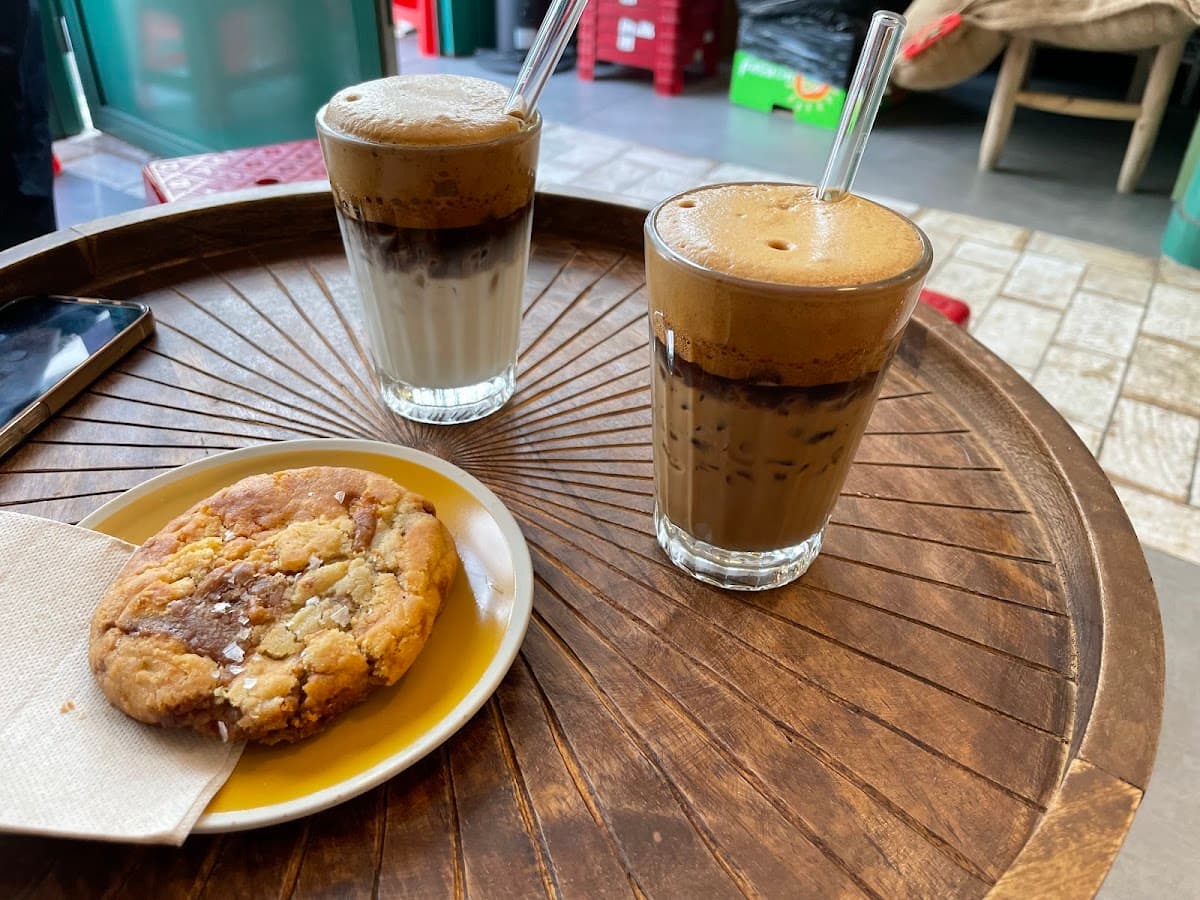 Viahe caphe — specialty coffee shop in Paris (photo 5)