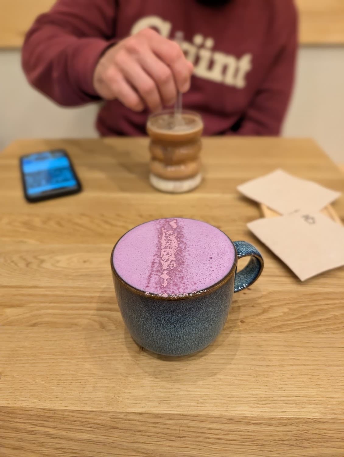 Vibes Coffee & Kitchen — specialty coffee shop in Paris (photo 2)