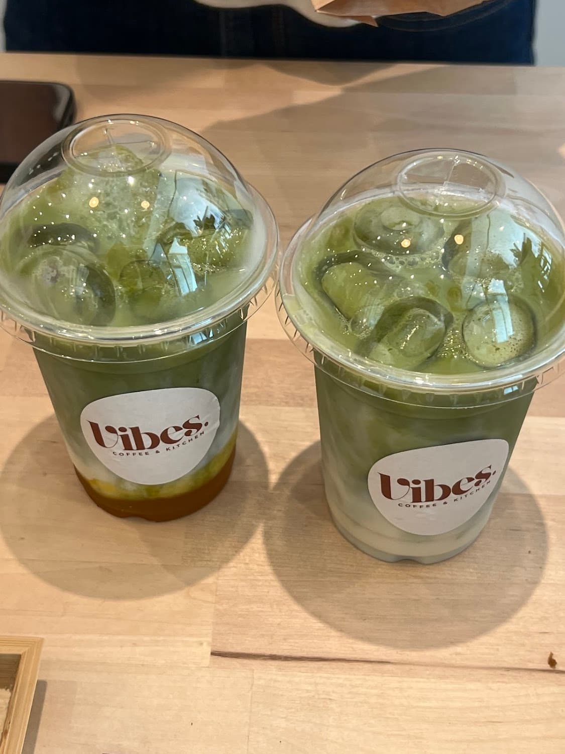 Vibes Coffee & Kitchen — specialty coffee shop in Paris (photo 1)