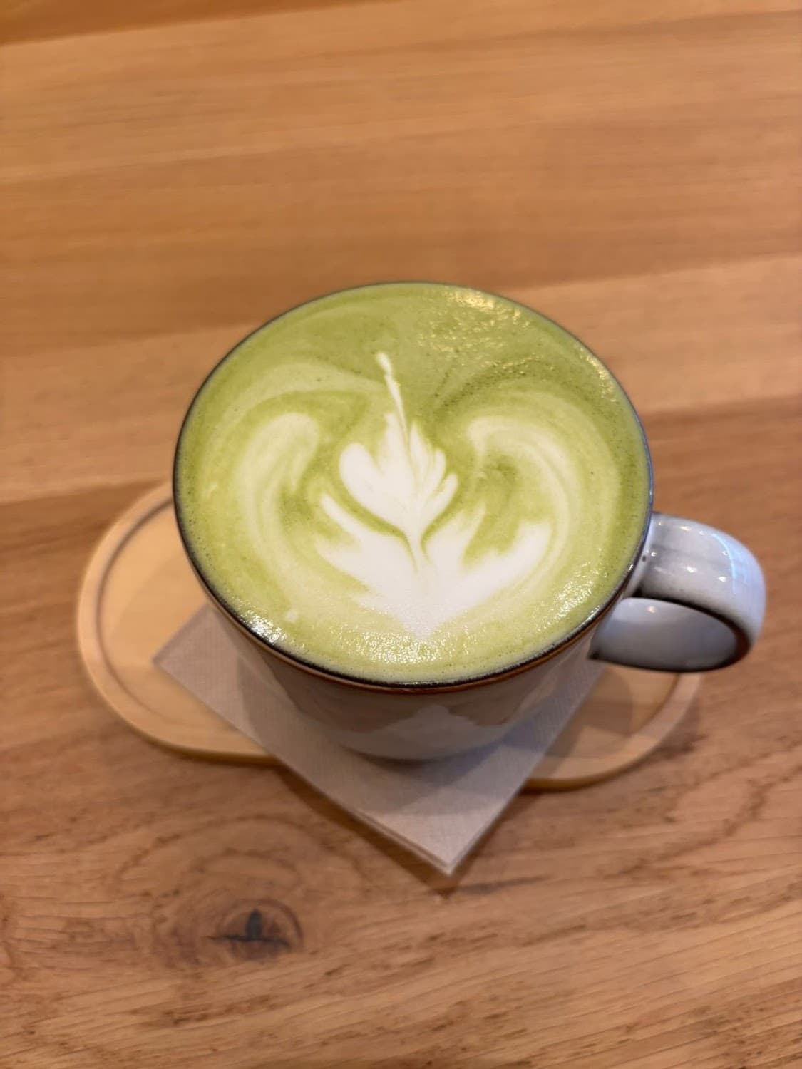 Vibes Coffee & Kitchen — specialty coffee shop in Paris (photo 3)