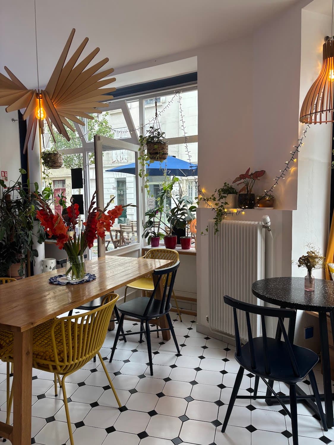 We Love Coffee — specialty coffee shop in Paris (photo 2)