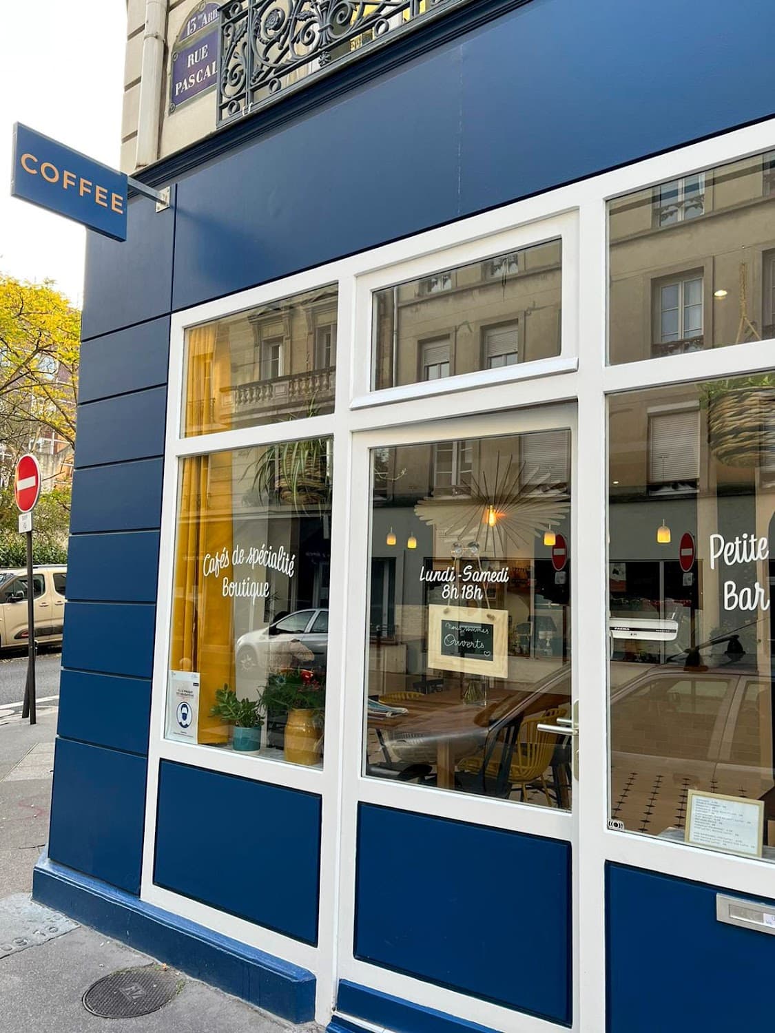 We Love Coffee, specialty coffee shop in Paris (photo 7)
